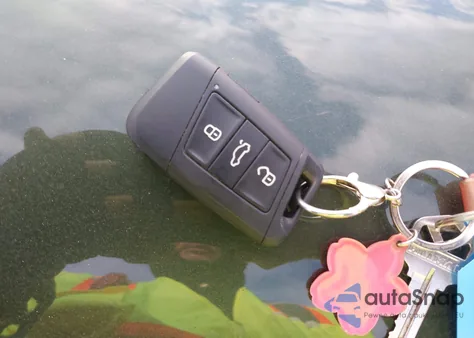 2022 Volkswagen Jetta 1.5T Se z USA, uszkodzony, nr VIN 3VW7M7BU4NM000354